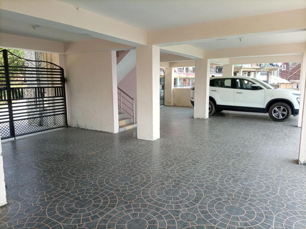 Thakur Homes- Couple And Family Friendly Homestay Шімла Екстер'єр фото