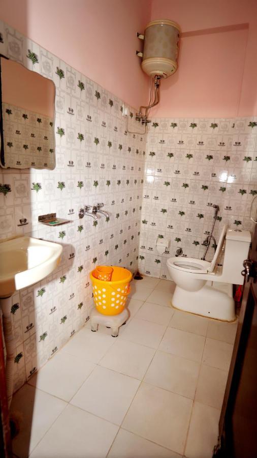 Thakur Homes- Couple And Family Friendly Homestay Шімла Екстер'єр фото