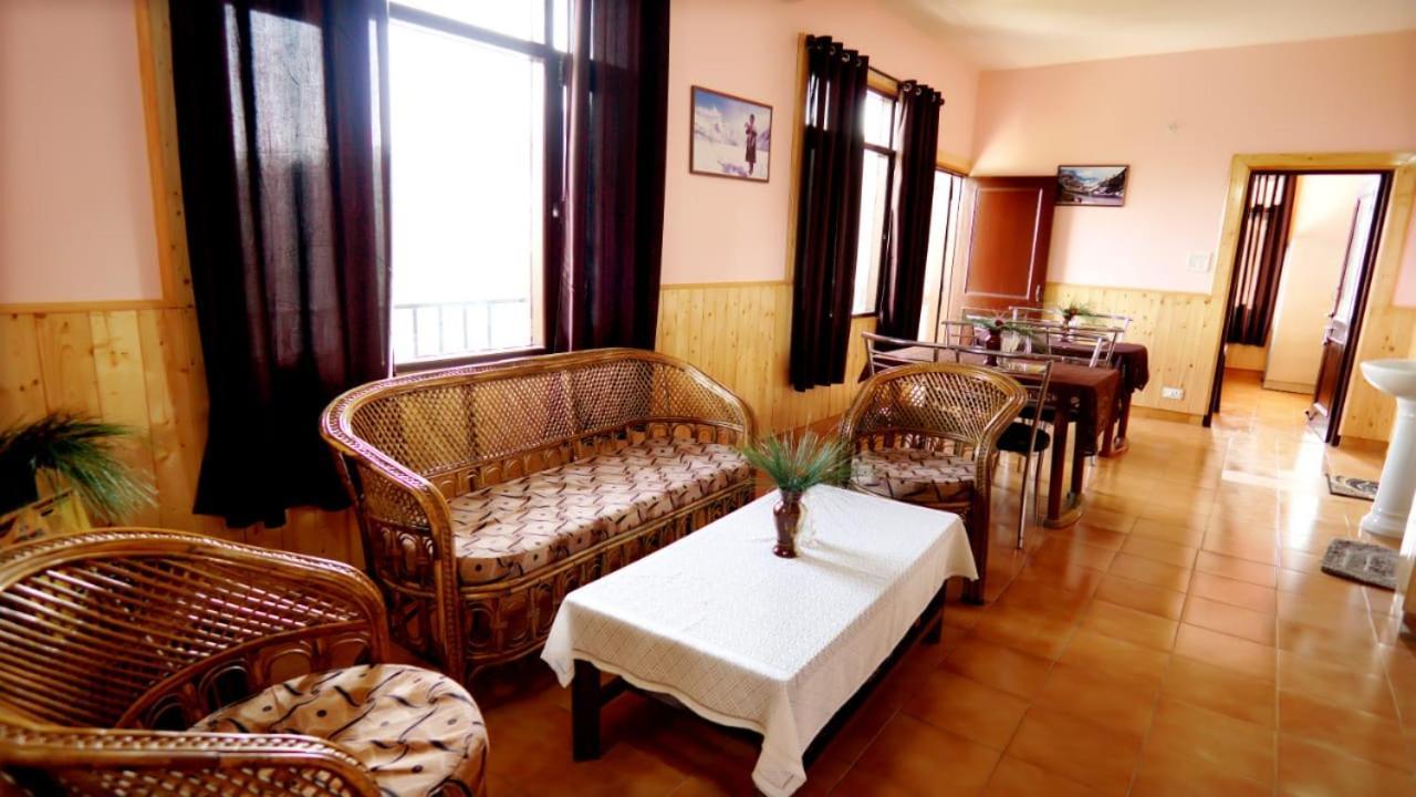 Thakur Homes- Couple And Family Friendly Homestay Шімла Екстер'єр фото